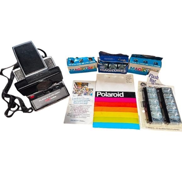 Polaroid SX-70 Land Instant Camera SONAR OneStep, Chrome/Black W/leather Bag VTG - Picture 1 of 13